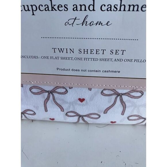 Cupcakes & Cashmere Pink Bows And Hearts TWIN SIZE Sheet Set Coquette NEW - Picture 2 of 11